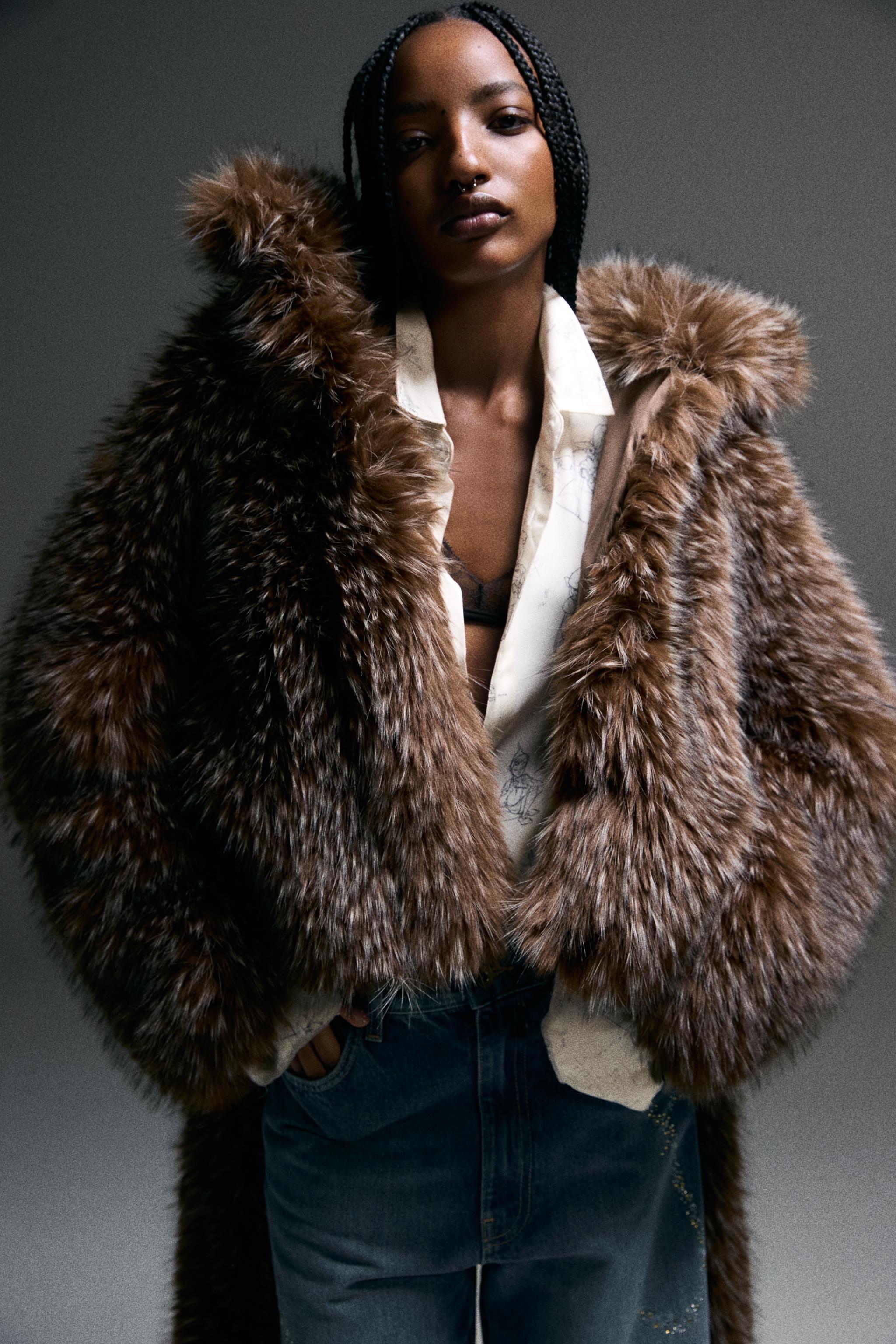 SHORT FAUX FUR COAT HARRY LAMBERT FOR ZARA X DISNEY